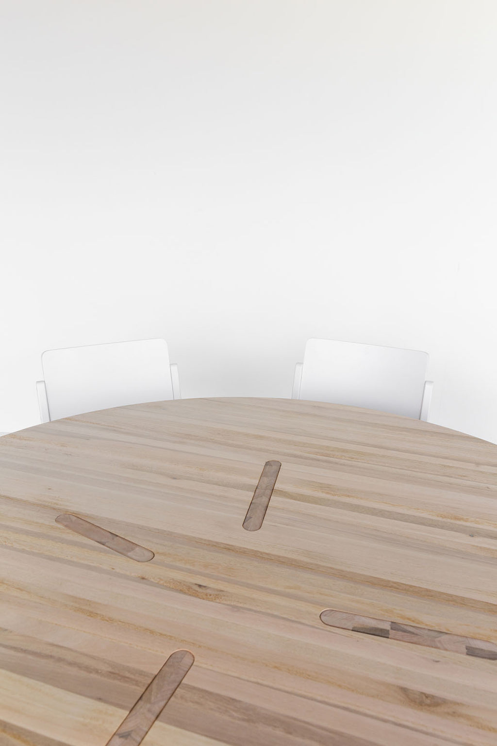 MESA DE JANTAR CLYPEA